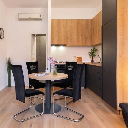 Niko And Sofia'S Apartment Urban Stay ザグレブ エクステリア 写真