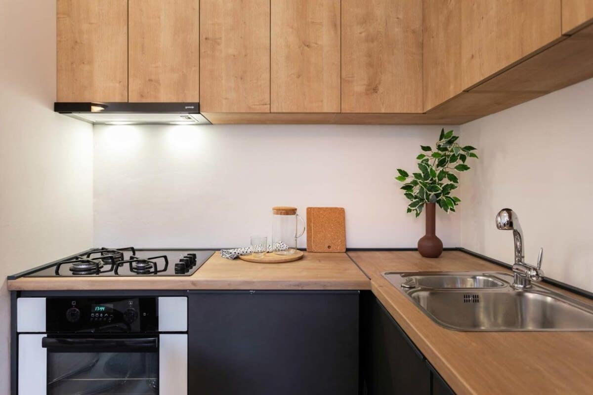 Niko And Sofia'S Apartment Urban Stay ザグレブ エクステリア 写真