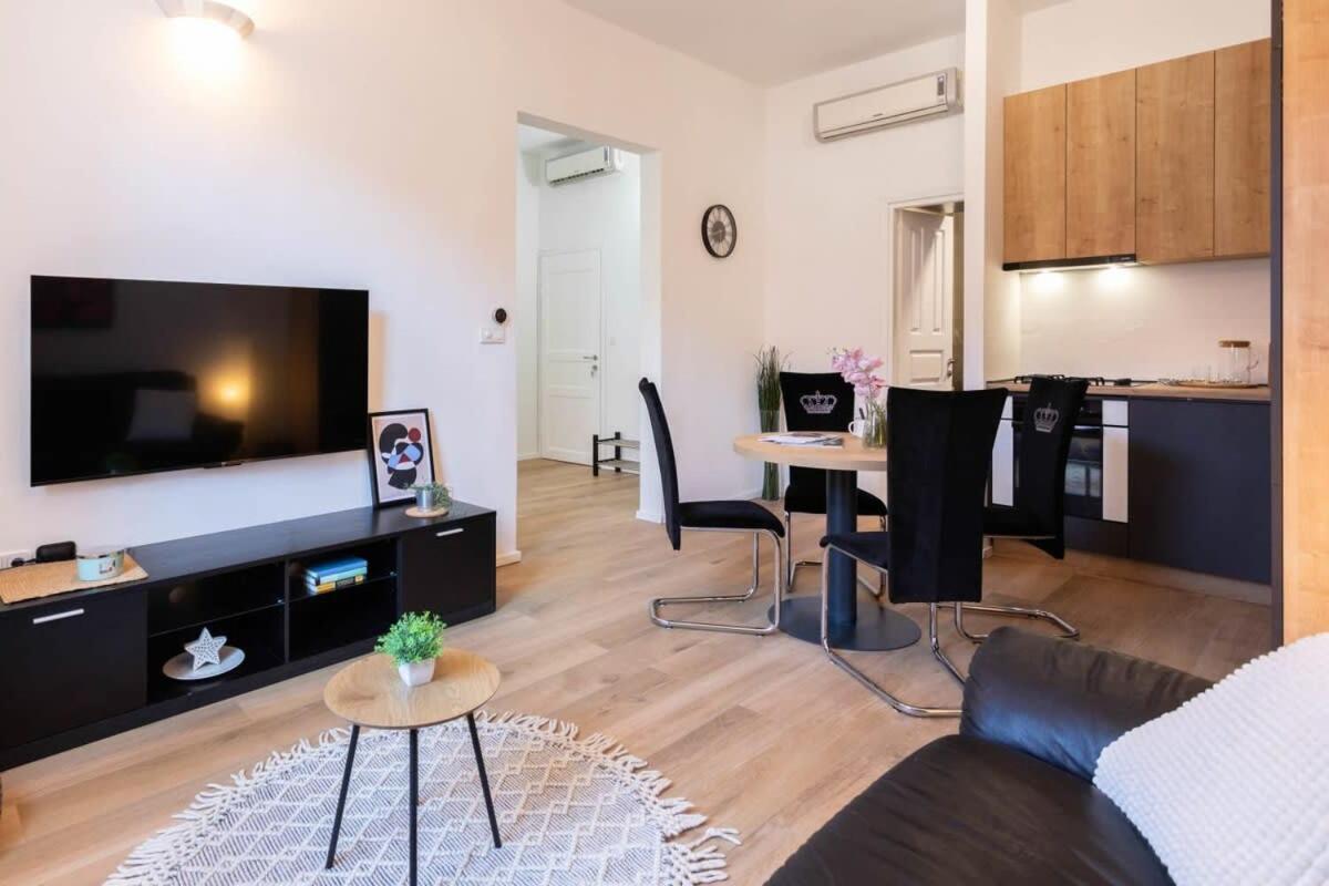 Niko And Sofia'S Apartment Urban Stay ザグレブ エクステリア 写真
